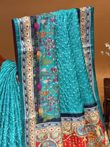 Zari close-up