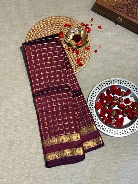 Burgundy Vintage Checks Kanjeevaram Saree with Gap Borders