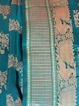 Detail 12