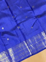 Detail 13