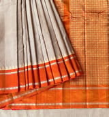 Border detail