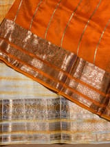 Detail 8