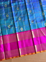 Detail 9