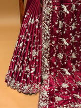 Zari close-up