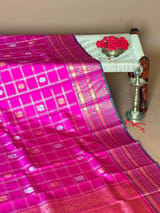 Detail 9
