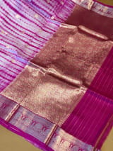 Zari close-up