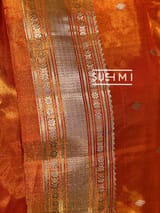 Detail 8