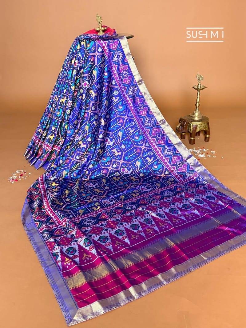 Blue 8-figure patan patola fusion saree with kanjeevaram borders