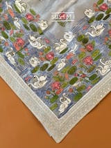 Border detail