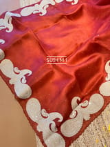 Zari close-up