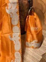 Border detail
