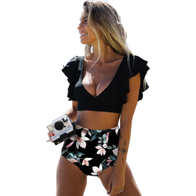 DAIKIRI BIKINIS Daikiri Bikini Tiro Alto Daikiri Floreado Negro falabella