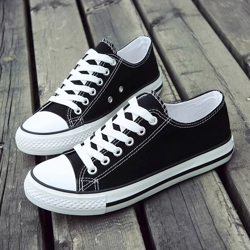 GENERICO Zapatilla Hombre Urbana De Lona Casual Negro y Blanco 7089 1 falabella