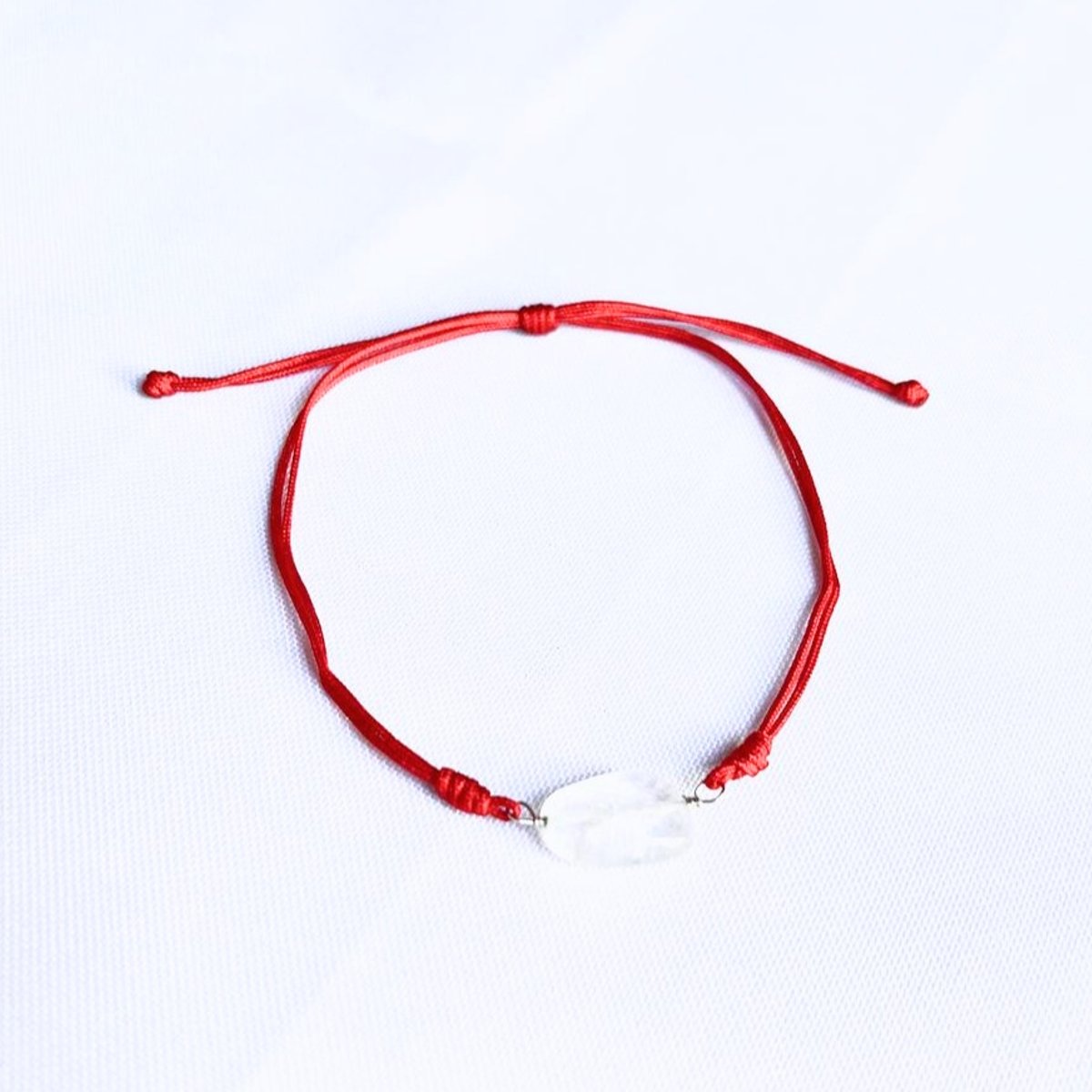 GENERICO - Pulsera Hilo Rojo Piedra Cuarzo Cristal