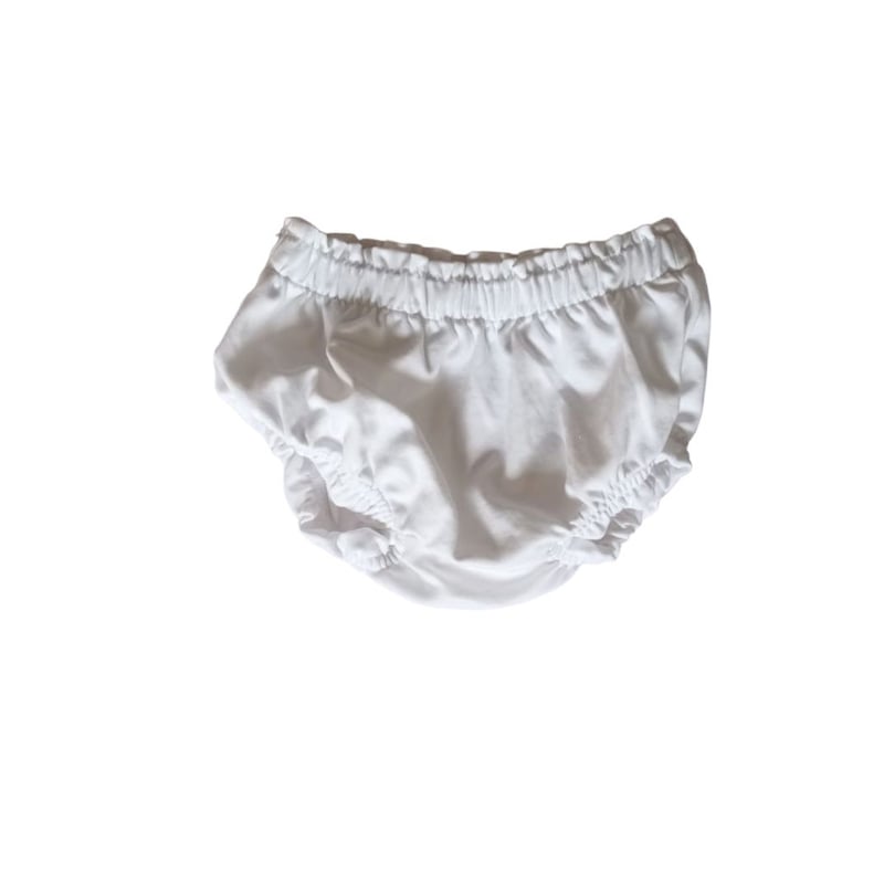Short Bombachos color blanco y khaki