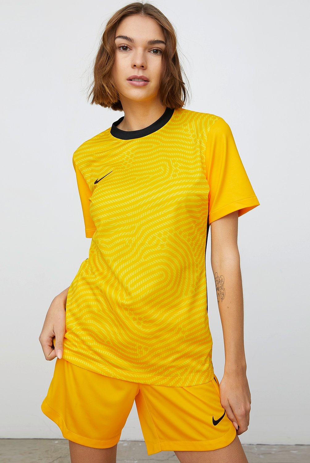 NIKE Camiseta De Futbol Mujer Nike falabella