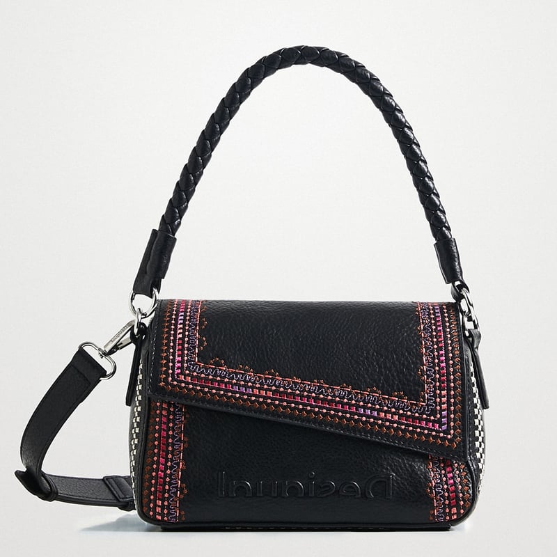 Cartera desigual negra best sale