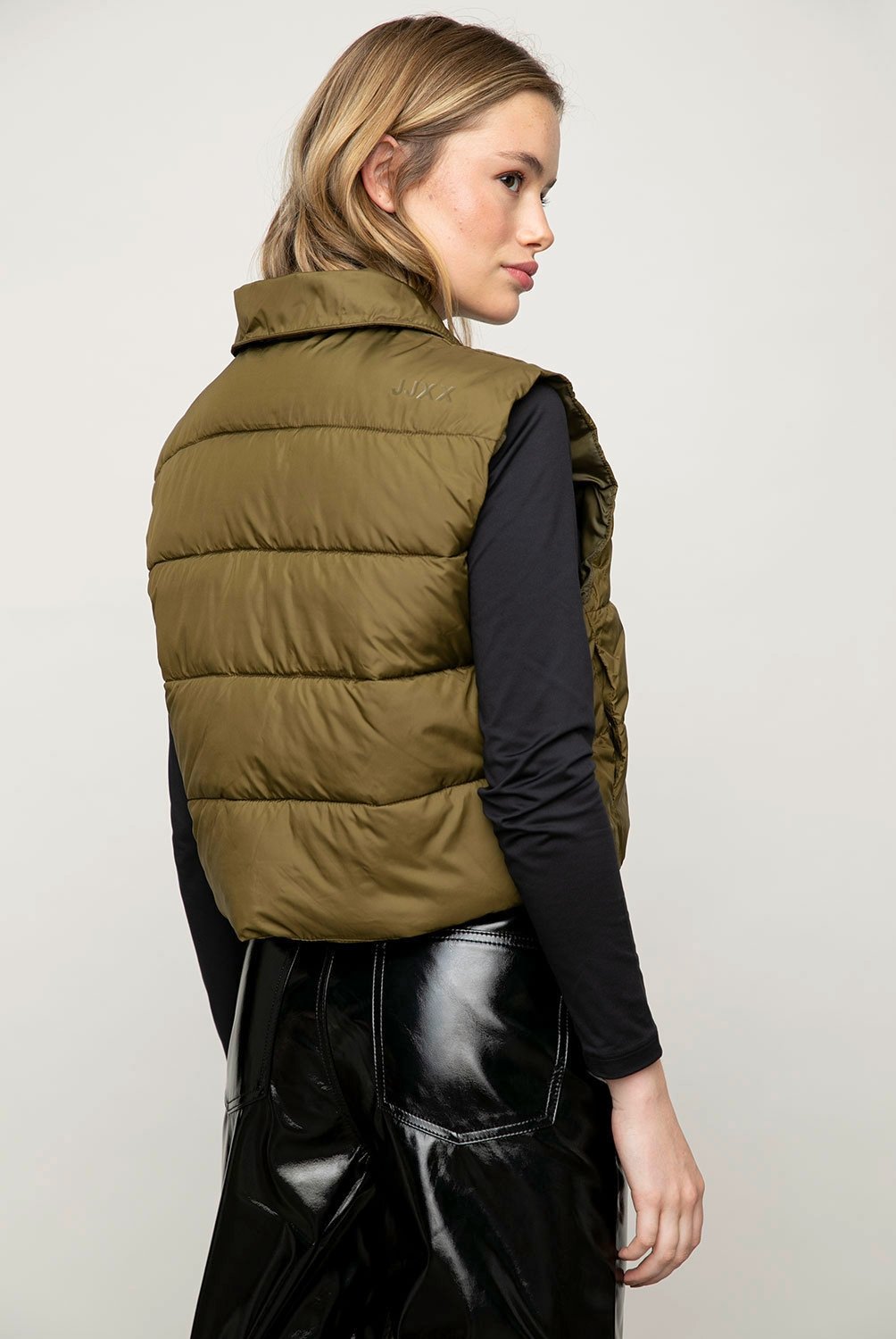 JJXX Shallow Parka Invernale Donna: Giacca Lunga Con Cappuccio, Coulisse In Vita E Tasche Con Patta. In Poliammide Nero, Vestibilità Regolare. Caldo E Stile! - 3