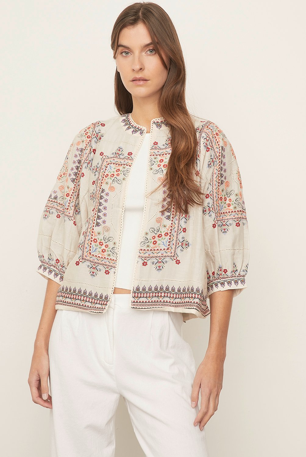 Chaqueta bordada mujer online