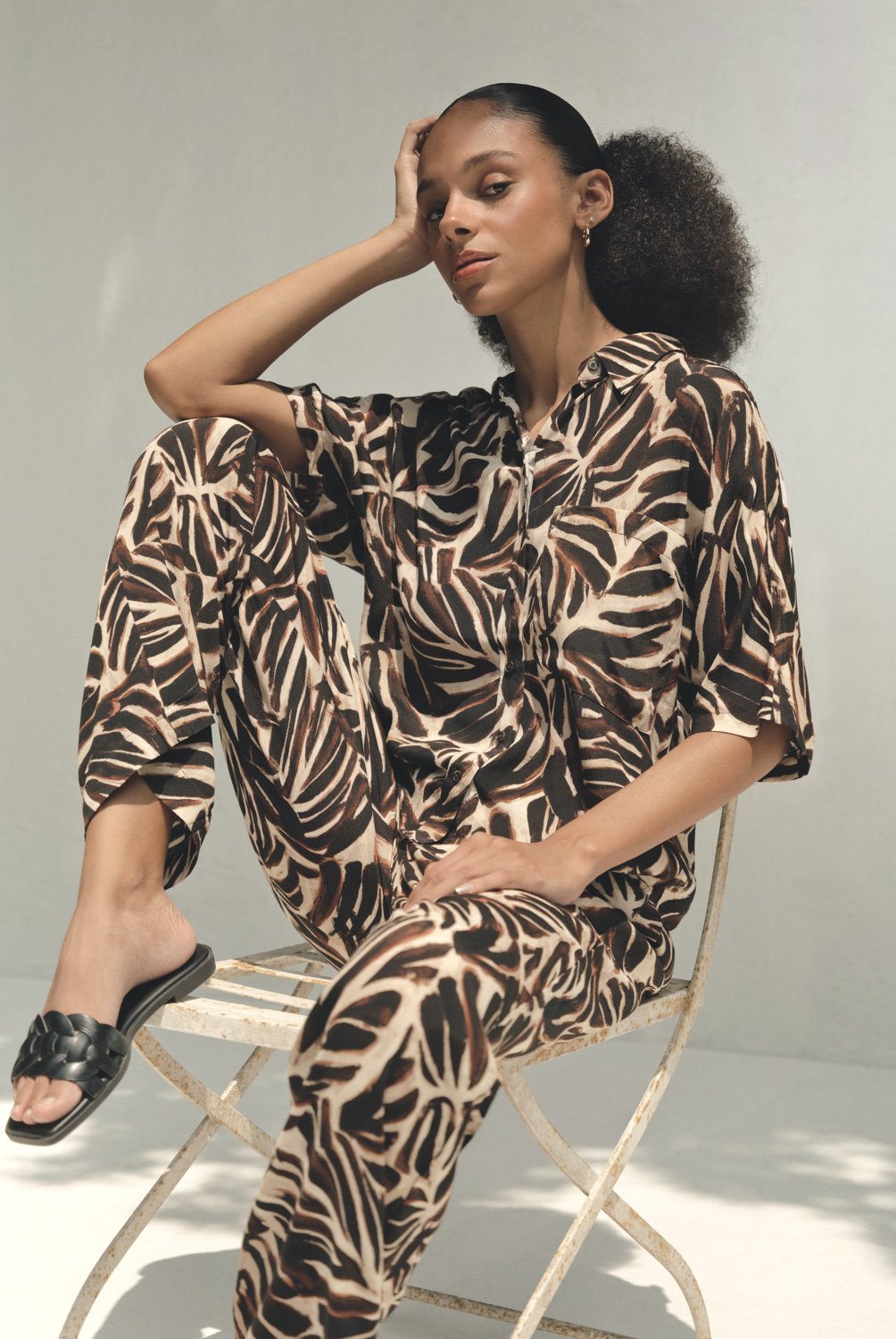 Pantalon Fluido Estampado Mujer Mango