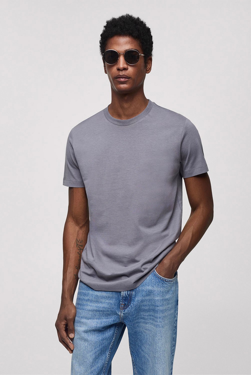 MANGO MAN Polera Basica Algodon Strech Hombre Mango Man falabella