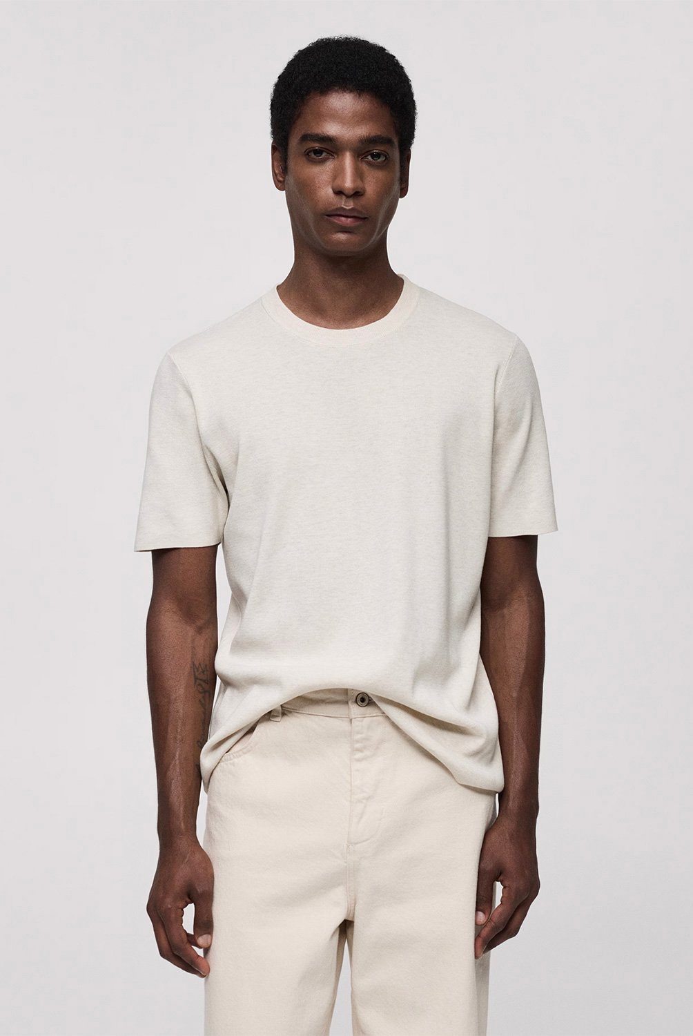 MANGO MAN Polera Basica de Algodon Hombre Mango Man falabella