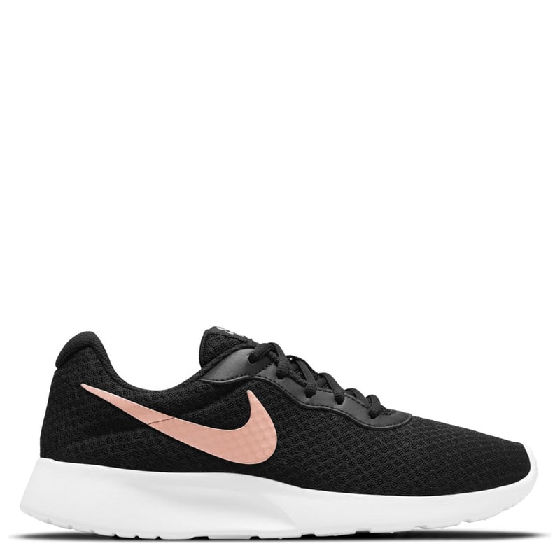 NIKE Tanjun Zapatilla Urbana Mujer Negro Nike falabella