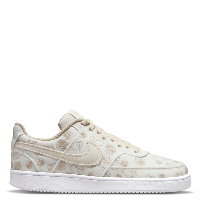 Zapatilla urbana nike mujer court vision low hotsell