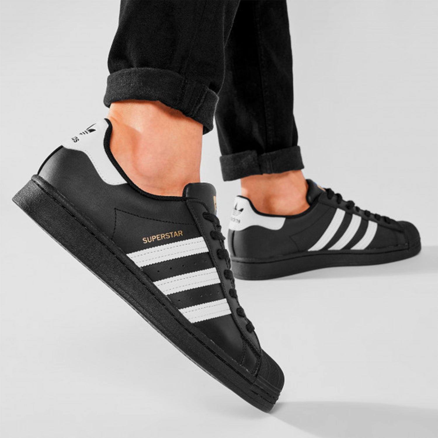Zapatilla Urbana Hombre Cuero Negro Adidas Originals