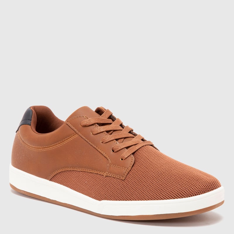 BASEMENT Zapatilla Urbana Hombre Cafe Basement falabella