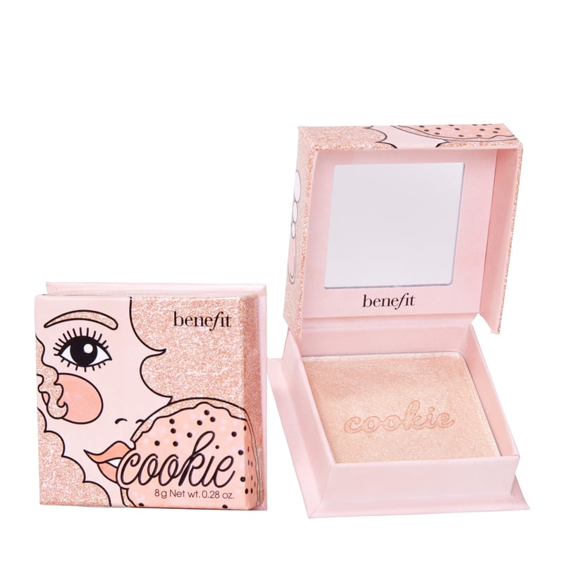 BENEFIT - Iluminador En Polvo Cookie Benefit