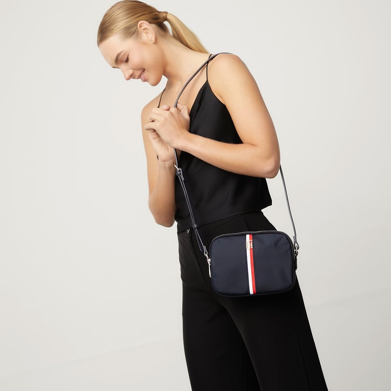 TOMMY HILFIGER Tommy Hilfiger Cartera Cruzada Mujer falabella