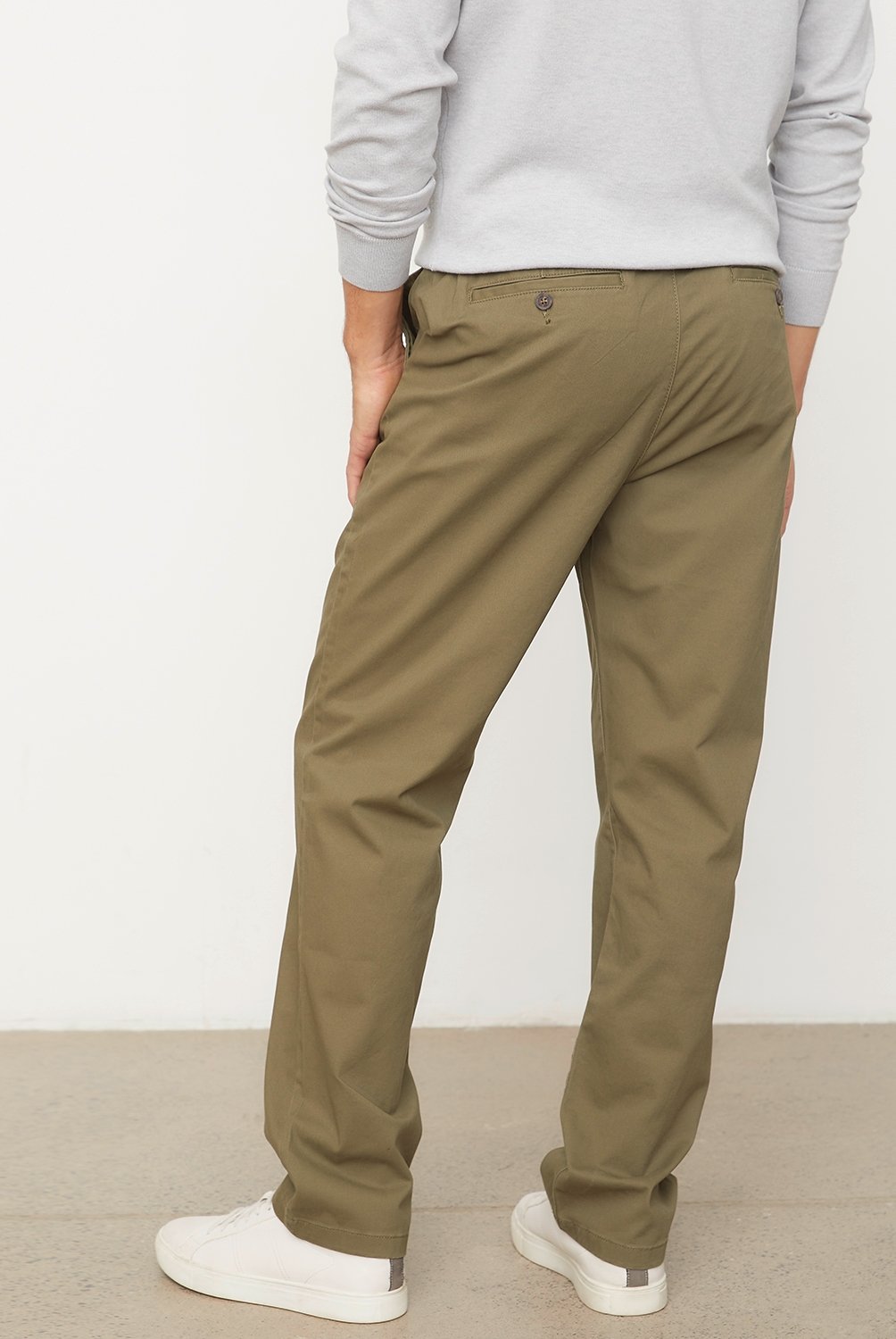 NEWPORT Pantalón Regular Fit Hombre Newport | falabella.com