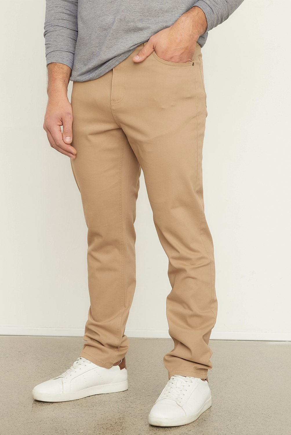 NEWPORT Pantalón Regular Fit Hombre Newport | falabella.com
