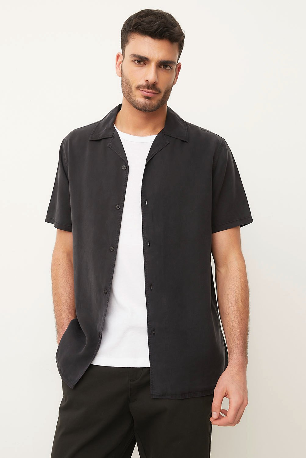 BASEMENT Camisa Casual Manga Corta Lyocell Hombre Basement | falabella.com