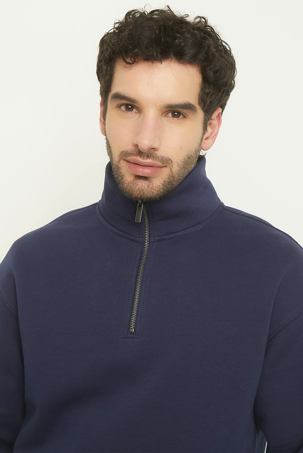 NEWPORT Polerón Newport Modelo Manga Larga Fit Regular | falabella.com