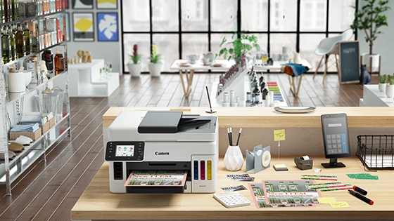 Imprime varios tipos de papel 