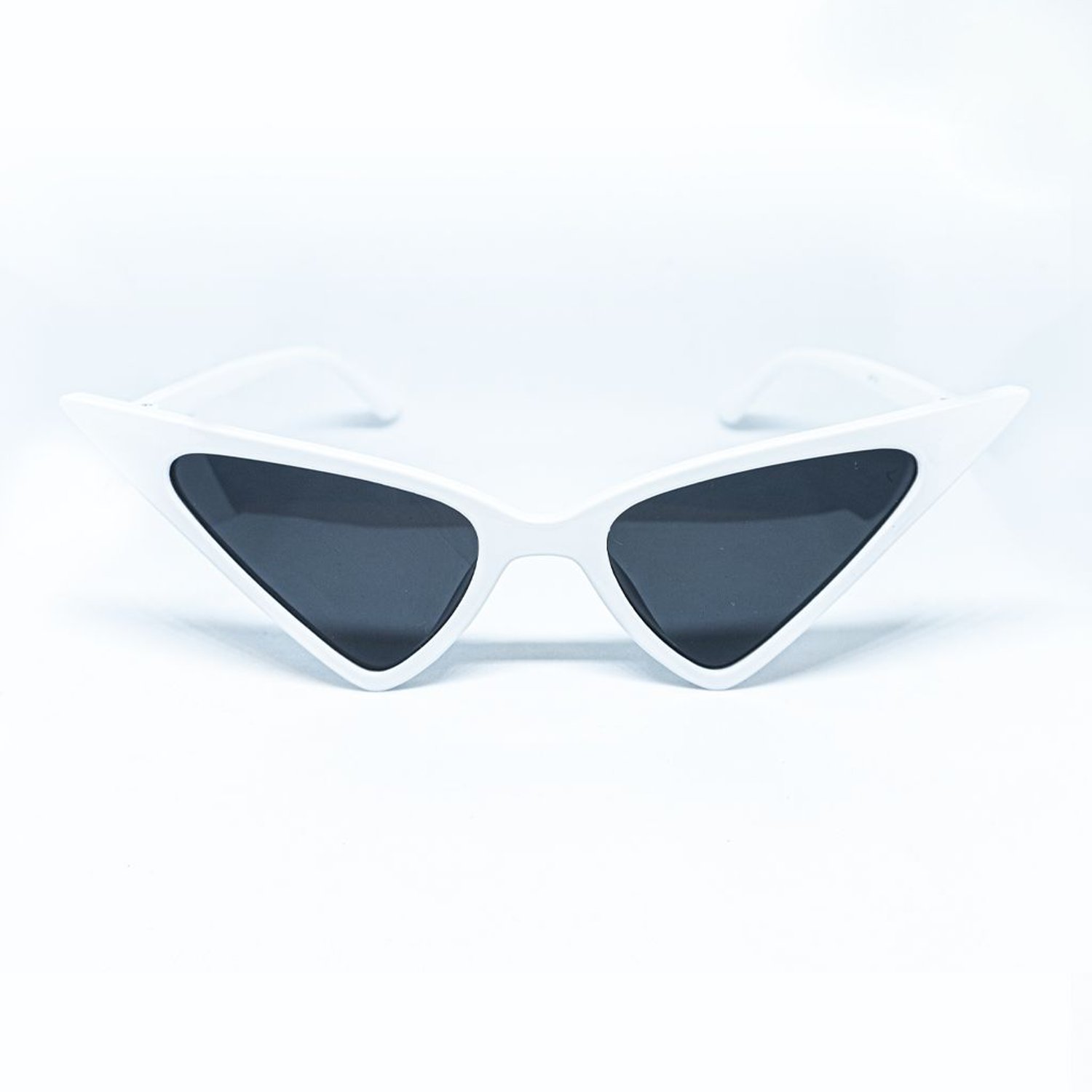 Gafas de sol At Night Cat Eye vintage unisex Blancas AT NIGHT SUNGLASSES falabella