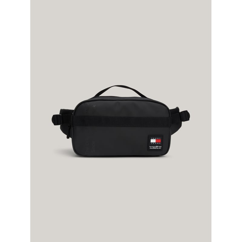 Cangurera negra Essential pequena con logo tonal Tommy Hilfiger TOMMY HILFIGER falabella