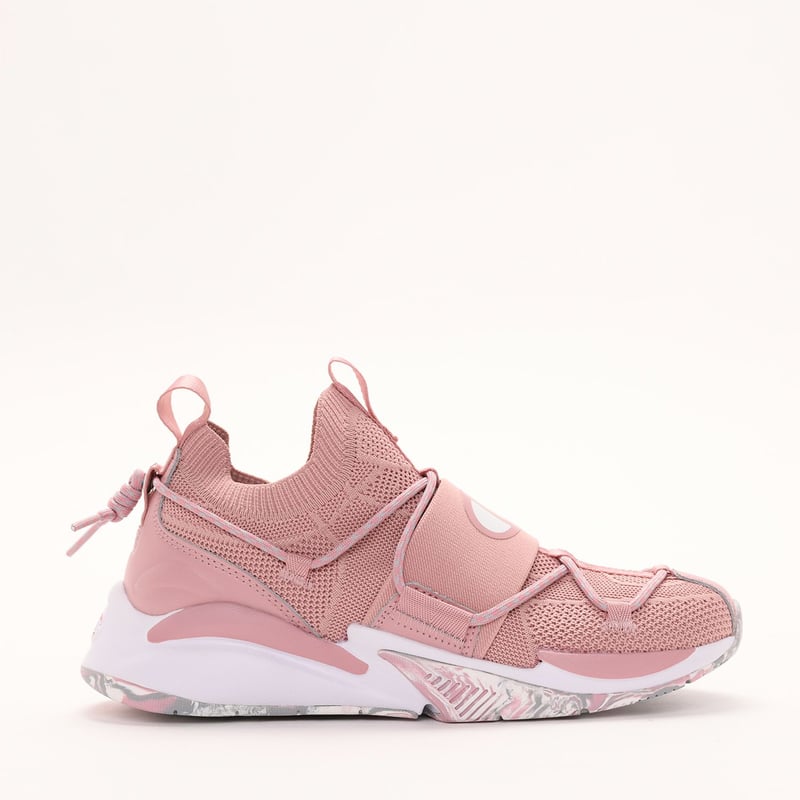 precio de tenis champion de mujer