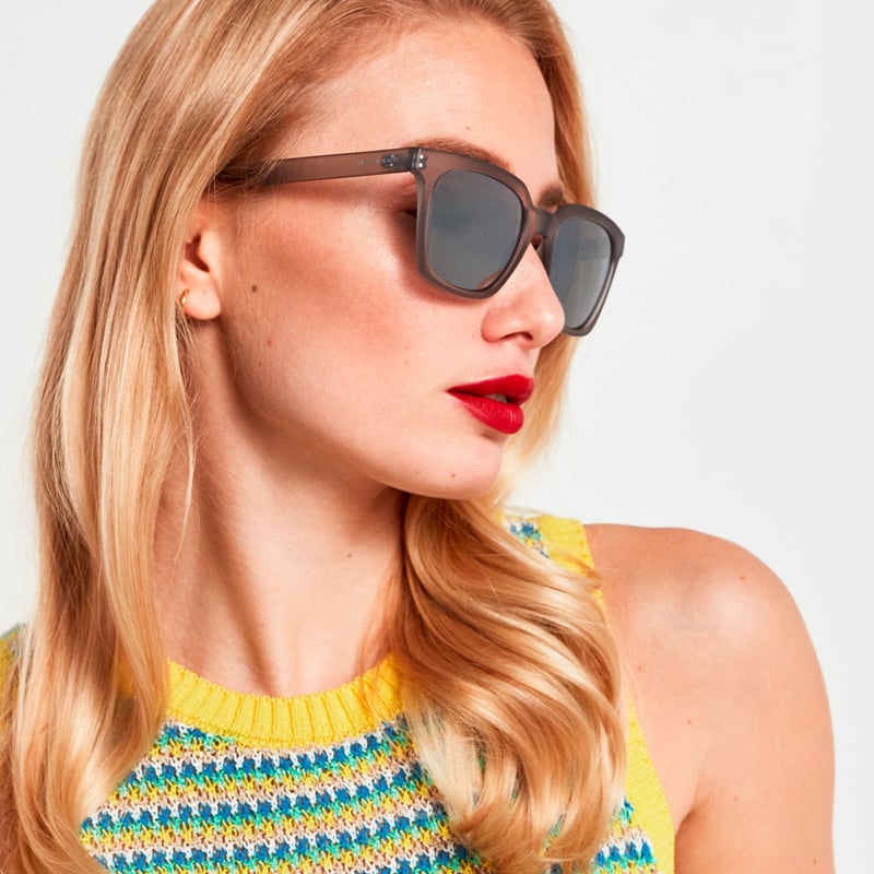 Gafas de sol HAWKERS Hombre y Mujer LUST GREY HAWKERS falabella