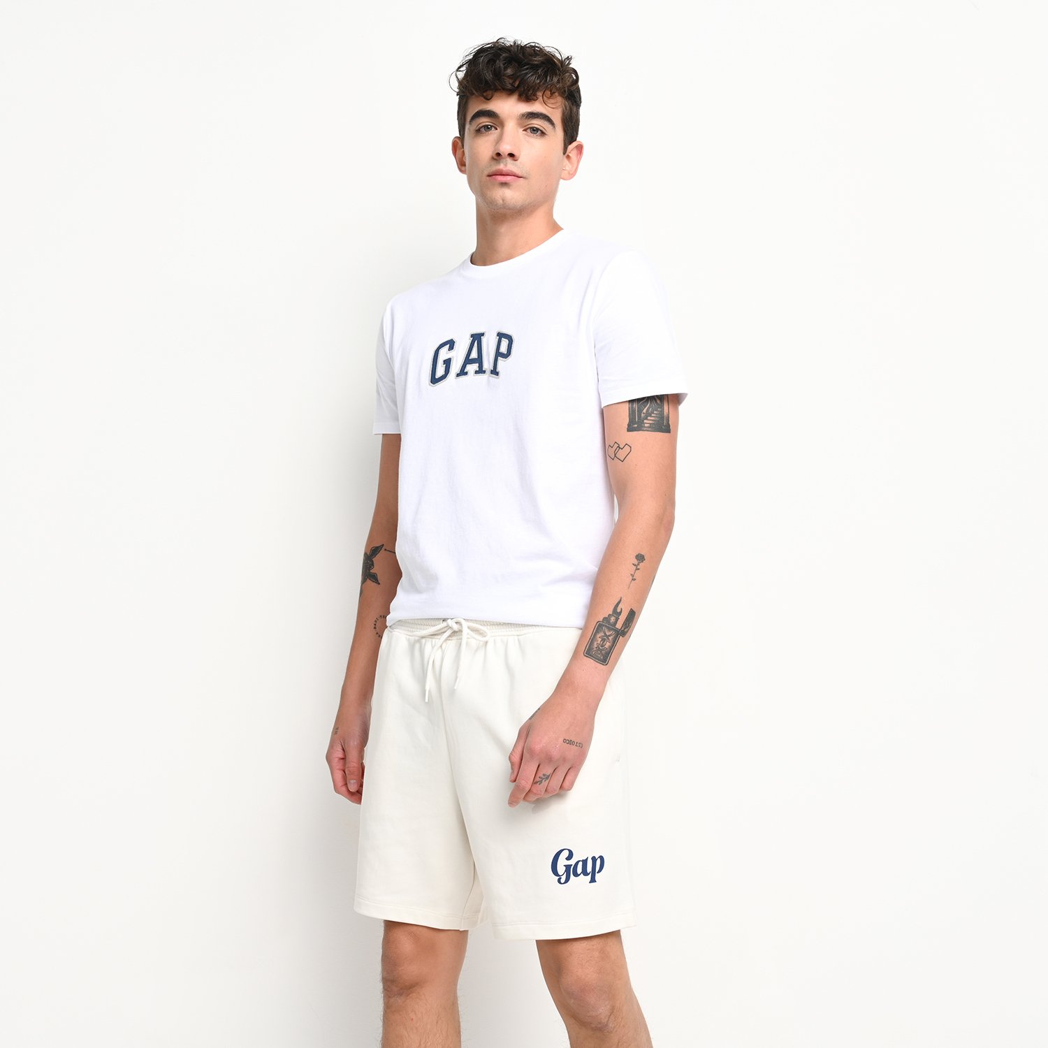 Bermuda Hombre con Logo de Algodon GAP