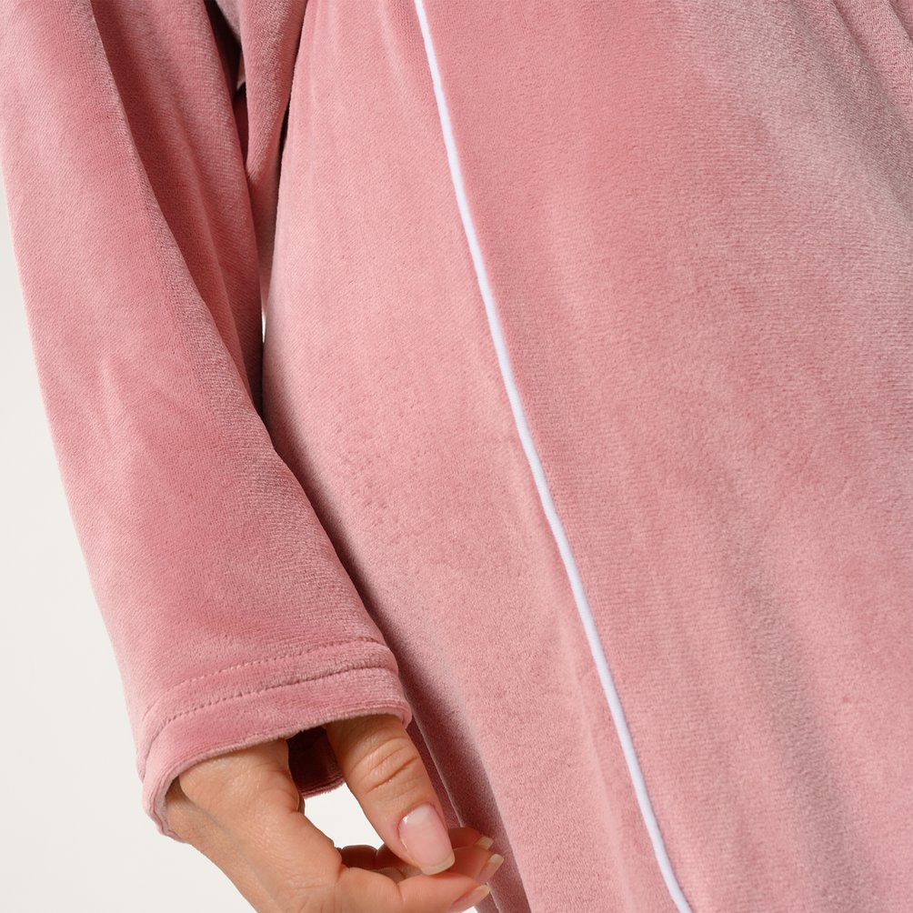 Conjunto de pijama de pantalón largo y manga corta con cuello de