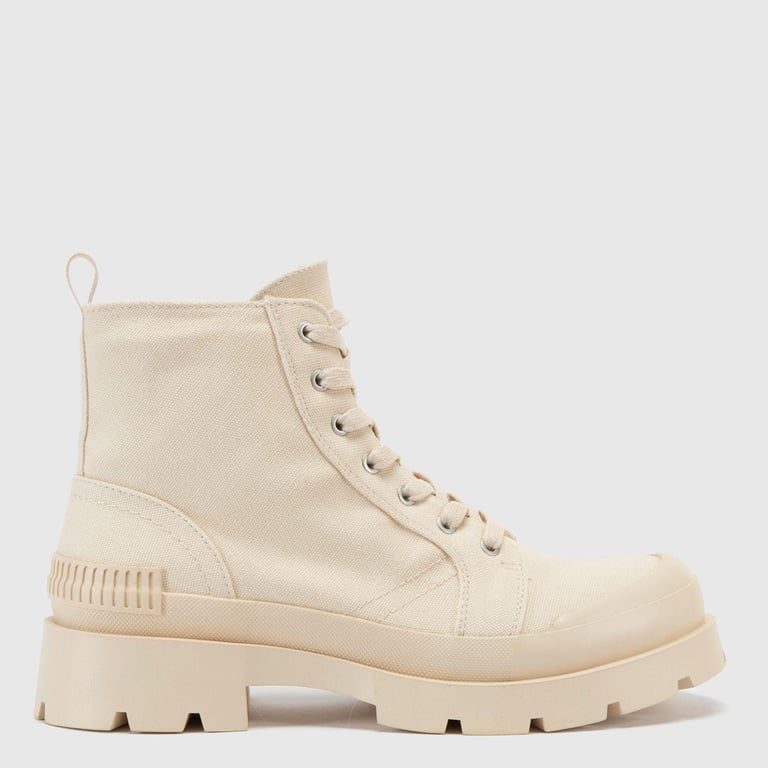 Botas y botines mujer desde $179.990