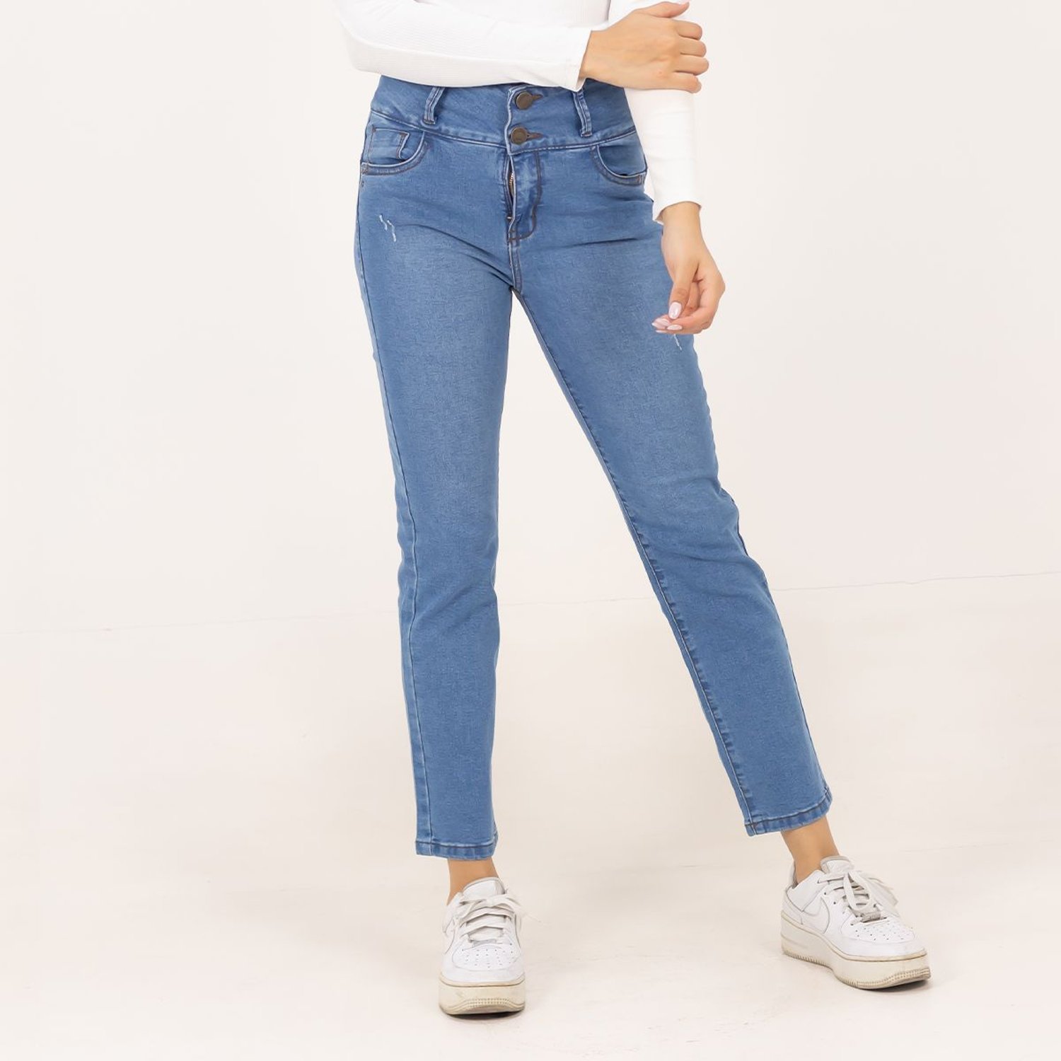 Jeans mujer de todas las tallas y modelos modernos para que selecciones tus favoritos 