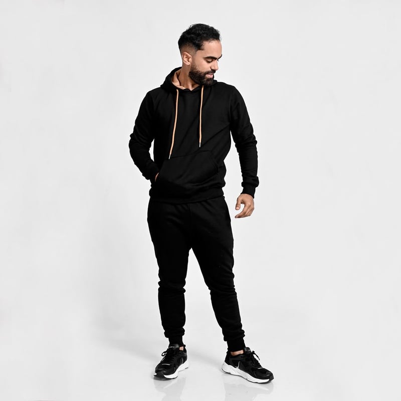 conjunto buzo afranelado polera y jogger para hombre negro Arcoi