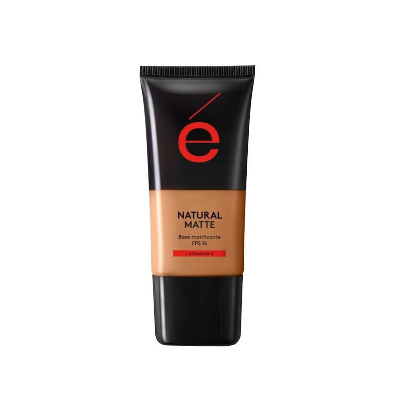 ESIKA - Base de maquillaje Natural Matte 200-C