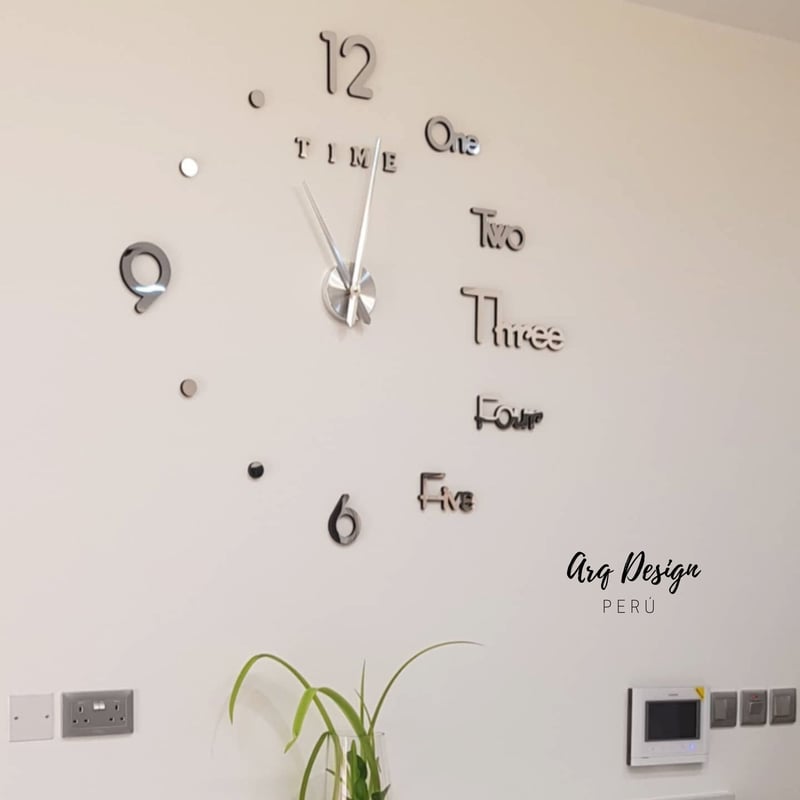 Reloj de Pared para Sala Moderno Isaella Plateado Sodimac Peru