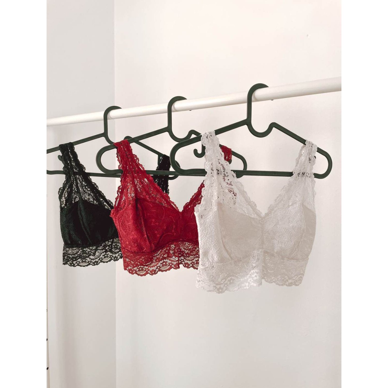 Bralette brasier Selena para mujer de encaje tipo top GENERICO falabella