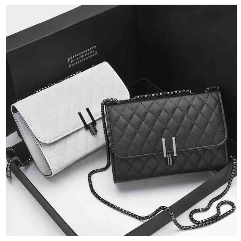 Cartera de mano con correa diseno premium Negro GENERICO falabella